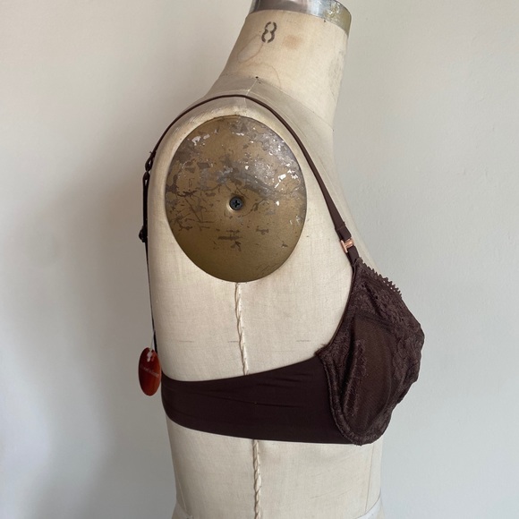 DORINA | 34B Bra - Picture 2 of 5